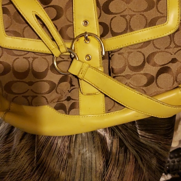 Purses - Picture 1 of 3